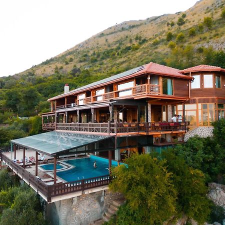 Hotel Wooden House Canaj Exterior foto