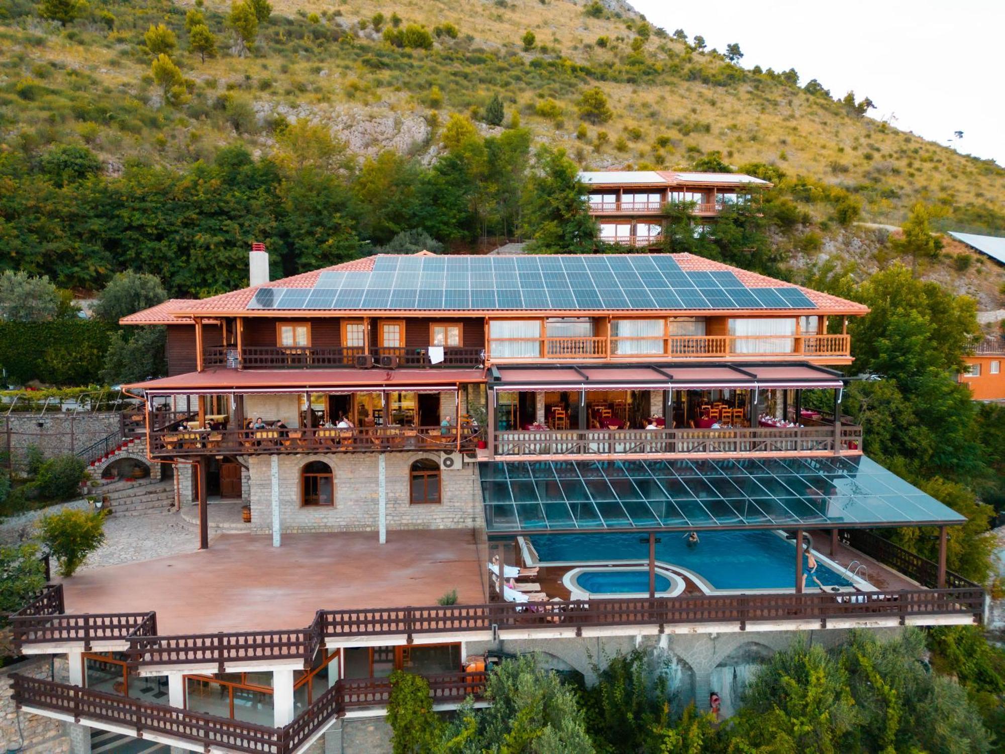 Hotel Wooden House Canaj Exterior foto